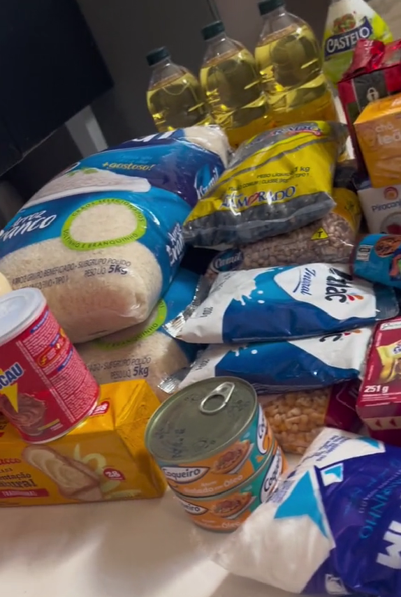 2 Cesta Básica Custo Beneficio Alimentação + Produtos de Higiene!